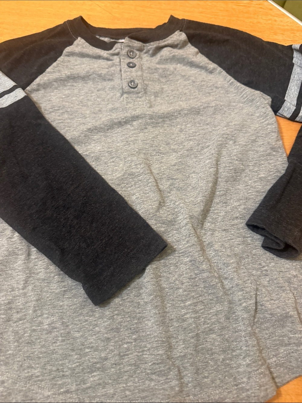 Hanna Andersson Gray and Black Raglan Henley Long-Sleeve Shirt